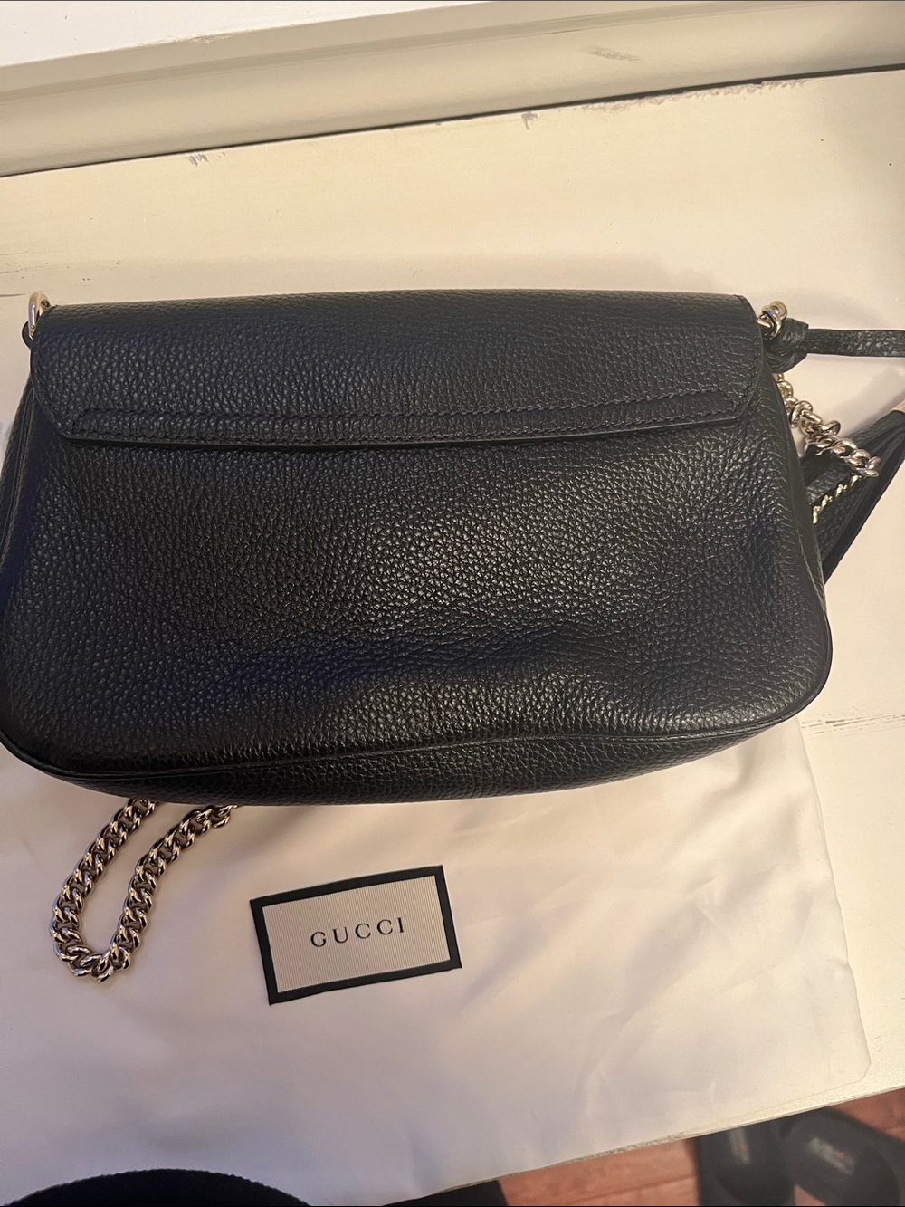 Authentic Gucci Black Pebbled Leather Crossbody with Tassel and Chain - Picture 2 of 7